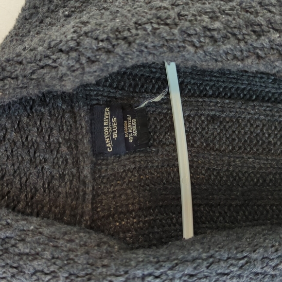 Long wrap sweater - Picture 4 of 11